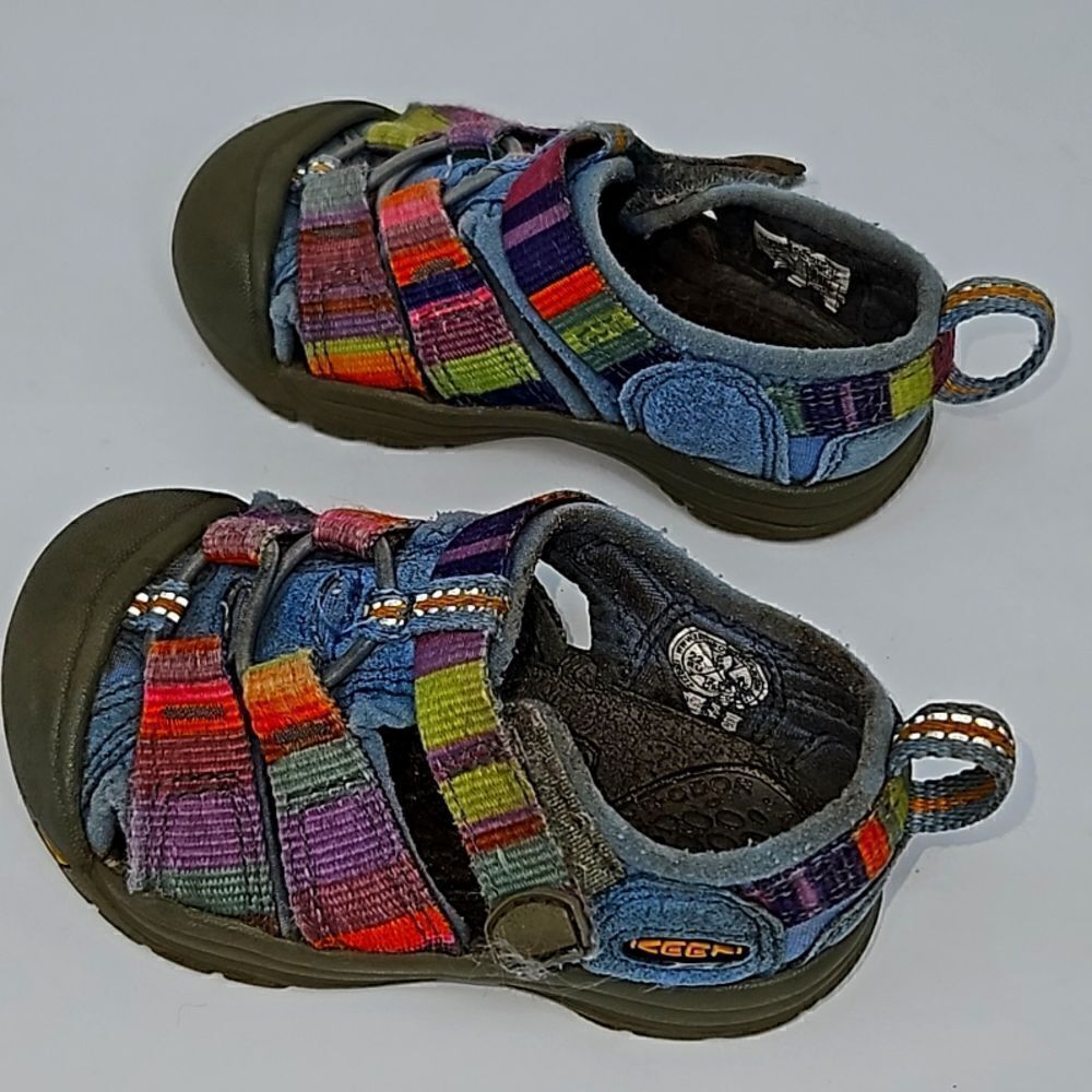 Keen Girls Outdoor Watershoes Blue/Coliful Stripes Hook&Loop Adjustable Sz 5